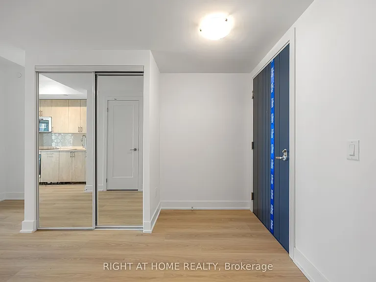 2545 Simcoe St N #2211 — Photo 2