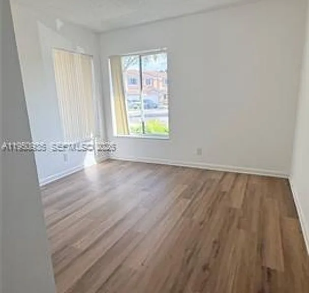 15825 SW 11th St #Townhouse 15825 — Photo 10