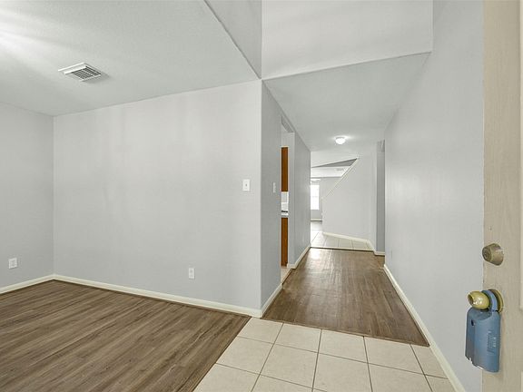 4th image of 21526 Falvel Lake Dr