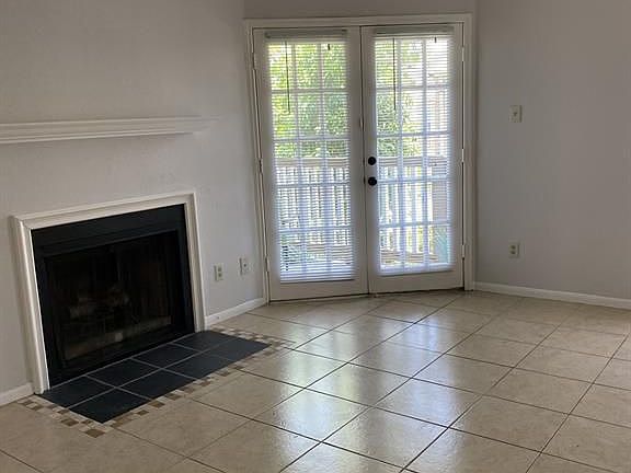 4th image of 10211 Sugar Branch Dr APT 392