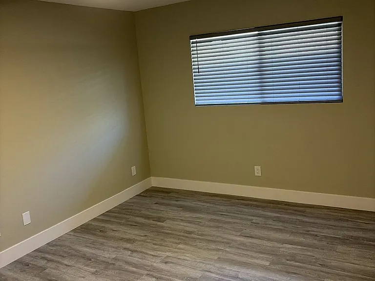 4694 Monterey Cir #MAIN — Photo 5