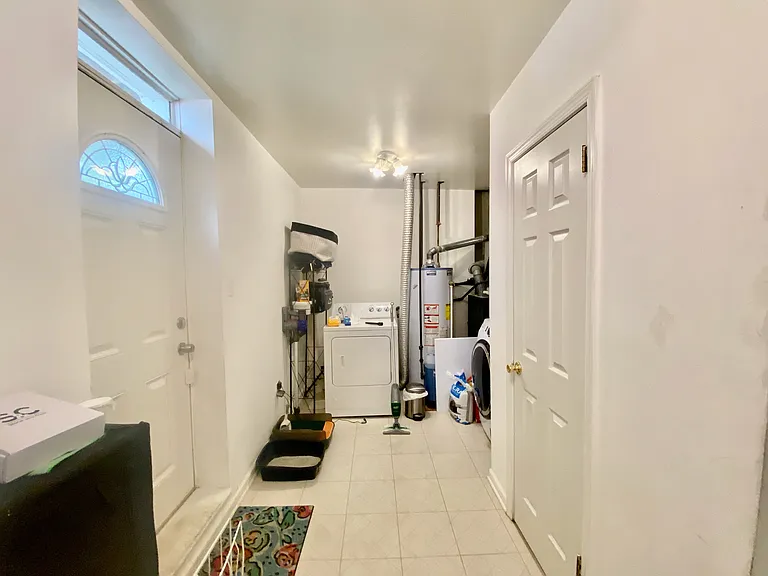 761 S Mole St — Photo 6