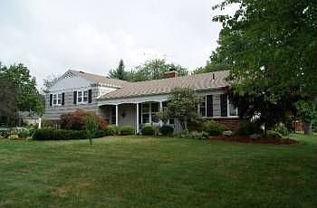 1st image of 201 Cranden Dr