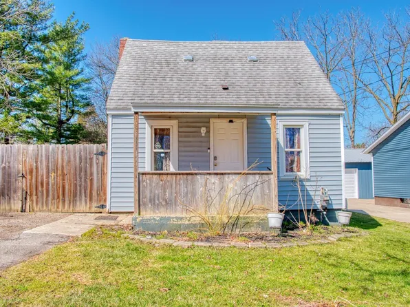 1236 S Pearce St, Owosso, MI 48867