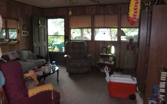 5th image of 3609 Falcon Dr
