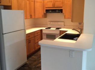 500 Mananai Pl #17F, Honolulu, HI 96818