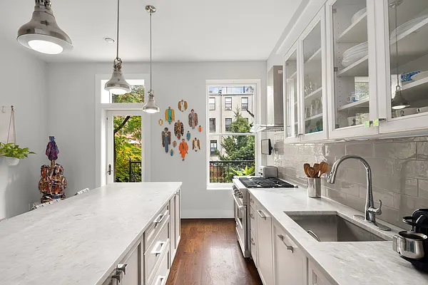 Sold by Douglas Elliman | media 6