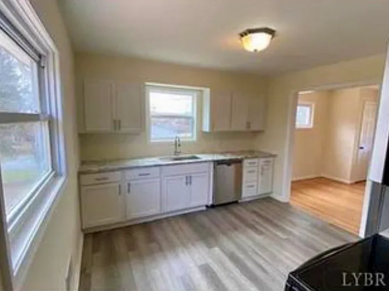 1204 Wards Ferry Rd — Photo 10