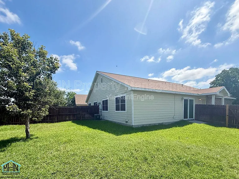 5603 Lakebend West Dr #A — Photo 15
