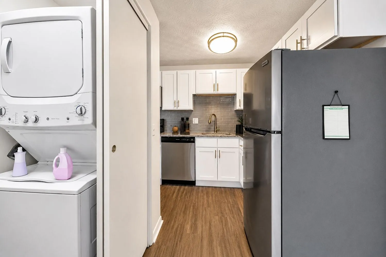 Webster Manor Apartment Homes — Photo 2