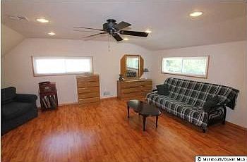 3rd image of 2 Chanceville Pl
