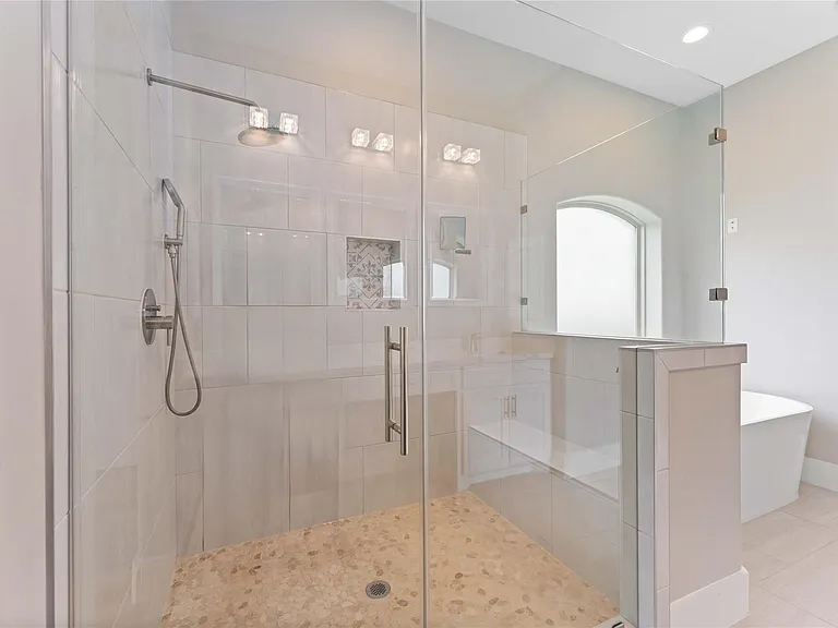 4310 Fernwood Dr — Photo 25