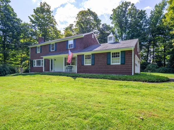 28 Pinecrest Drive, Ridgefield, CT 06877