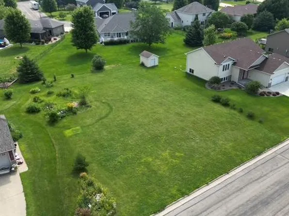 1301 28th St SW, Austin, MN 55912