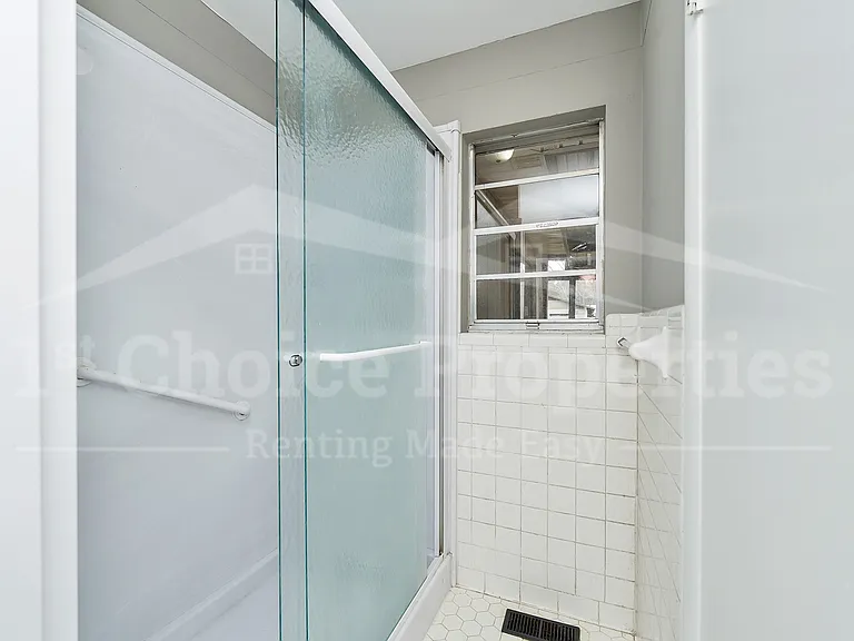 236 Clifton St — Photo 18