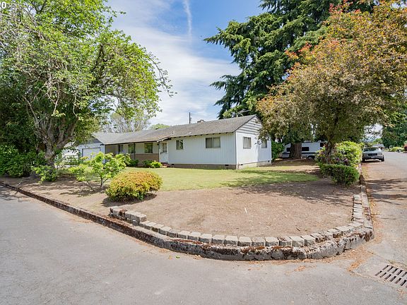 5th image of 302 Madrona Ave