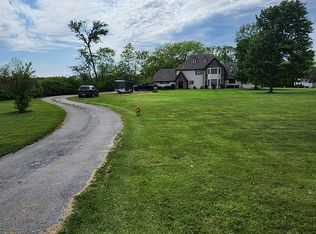 1980 S Harris Salem Rd, Oak Harbor, OH 43449