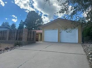 1925 Camino Uva, Los Alamos, NM 87544