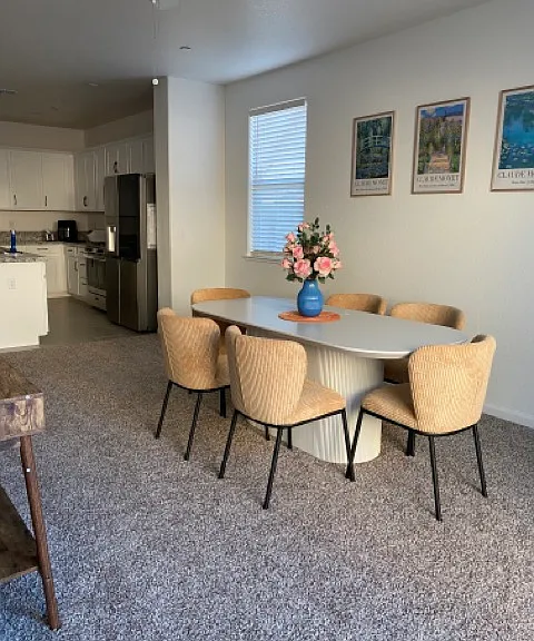 806 Sophie Ct — Photo 15