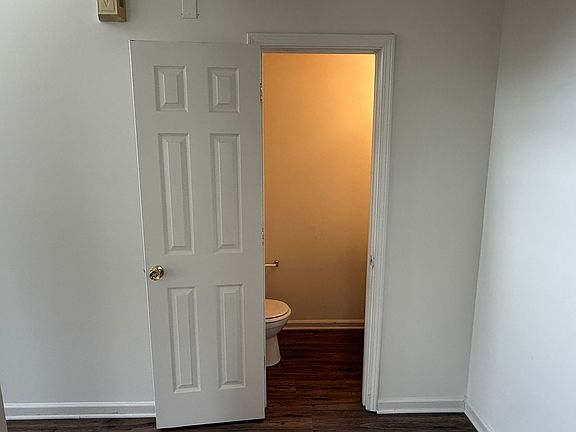 3rd image of 4411 Canipe Dr