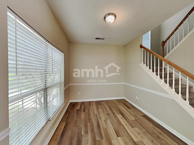 9817 Stephen Thompson Ln — Photo 6