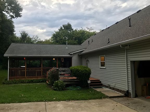 4th image of 1036 Everett Dr