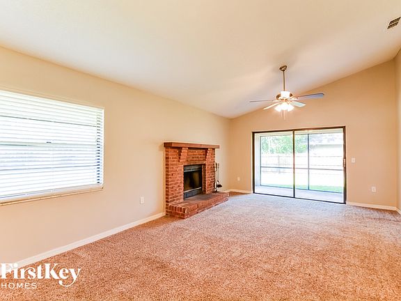 2nd image of 10605 Suntree Ct