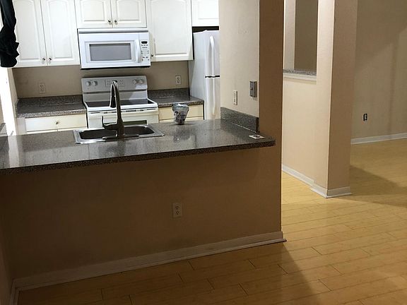 2nd image of 860 N Orange Ave APT 117