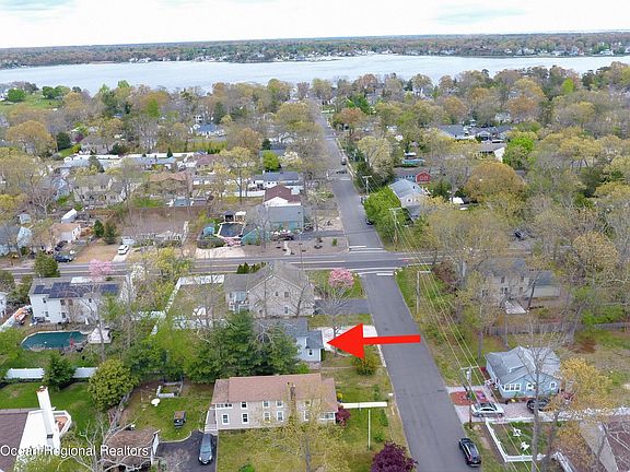 4th image of 611 Henley Ave