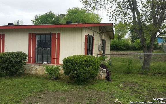 2nd image of 171 Oak Valley Dr