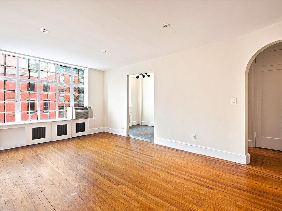 1st image of 53 Greenwich Ave APT 3