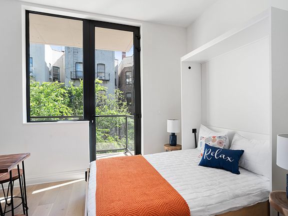 3rd image of 127 W 112th St #2D