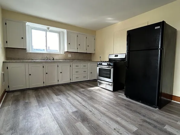 71 Lock St #C, Nashua, NH 03064