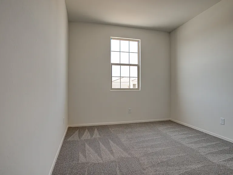 12340 W Kaler Dr — Photo 29