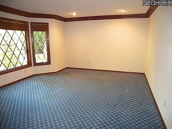 3rd image of 16825 Lucky Bell Ln