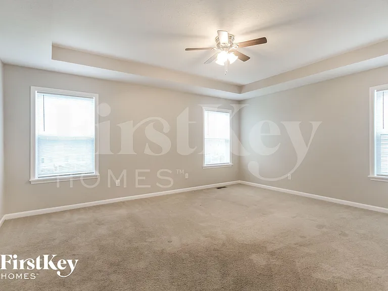 5776 Bluff View Ln — Photo 6