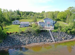 79 & 81 Oak Ln, Pictou, NS B0K2A0