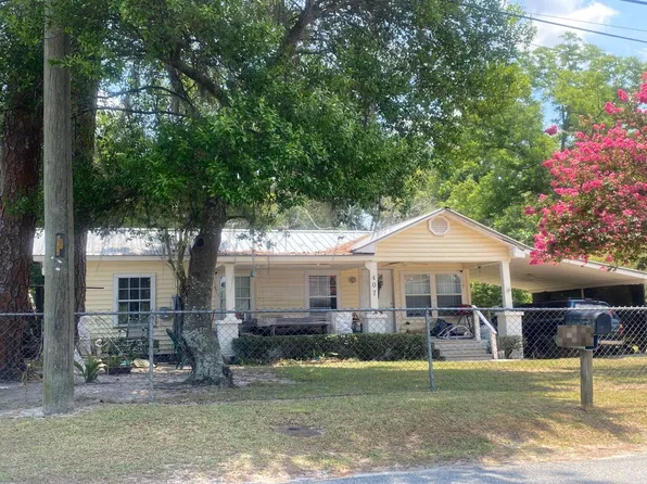 407 11th St SW, Moultrie, GA 31768