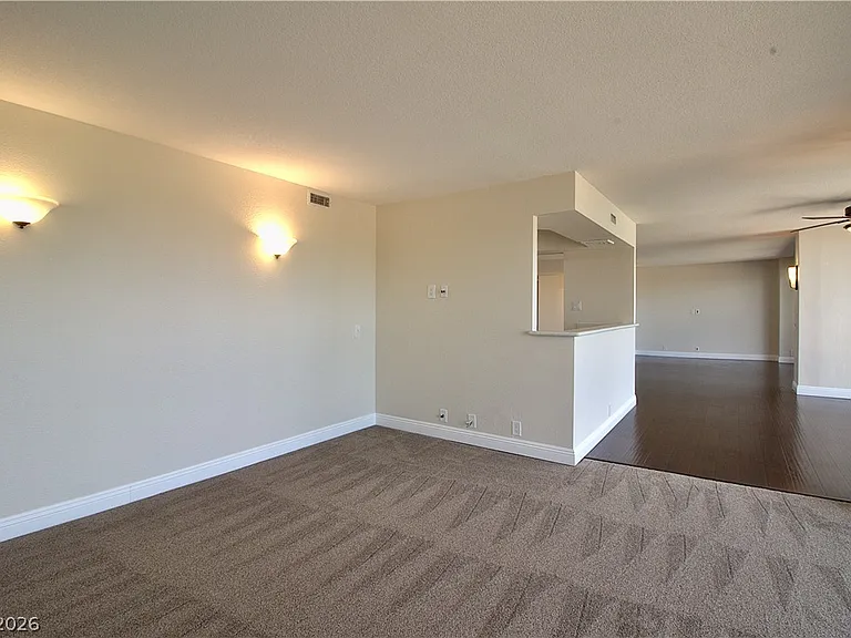 3111 Bel Air Dr #8E — Photo 14