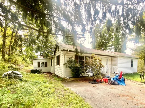 1032 N Horsepound Road, Carmel, NY 10512