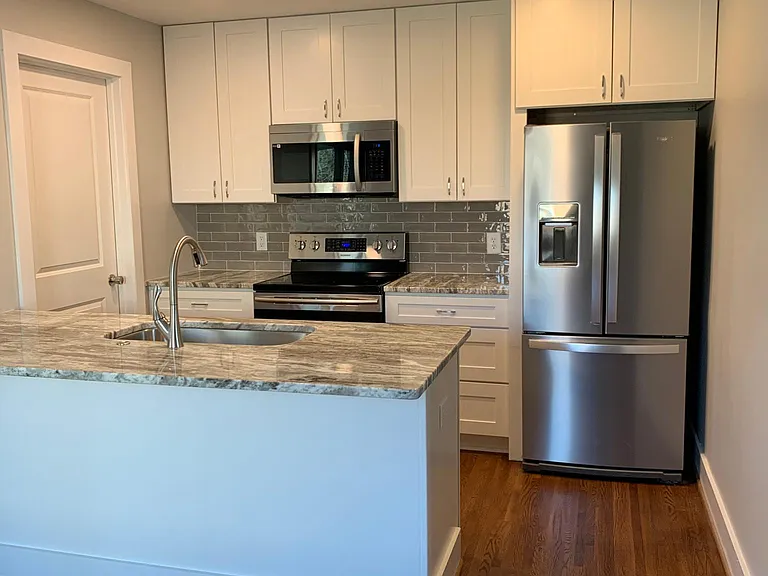 3509 Sargeant Dr — Photo 8