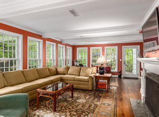 33 Wesskum Wood Rd, Riverside, CT 06878