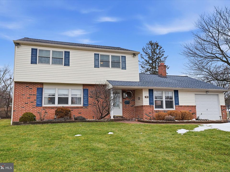 1st image of 194 Gibson Ave