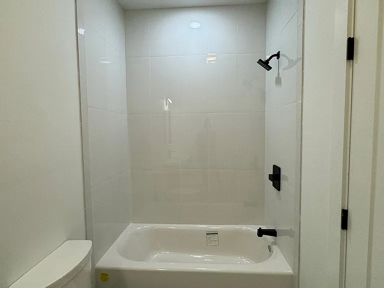 43 Withington St #4A — Photo 10