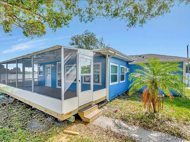 2963 Bahia Vista St — Photo 40