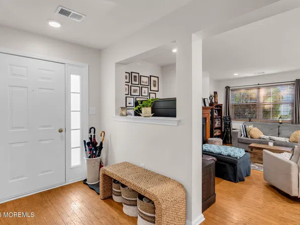 26 Watson Court, Howell, NJ 07731