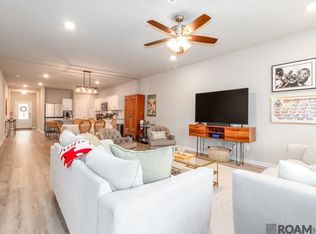 6407 Tiger Pointe Dr, Baton Rouge, LA 70817