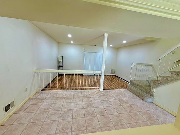 5th image of 503 Maplecrest Rd