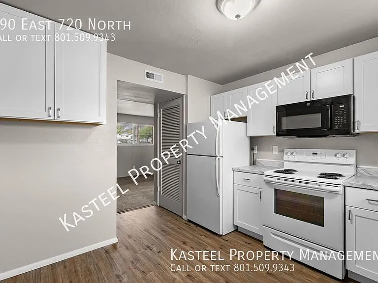 390 E 720 N — Photo 5