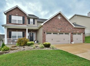 4042 Amberleigh Pkwy, Imperial, MO 63052